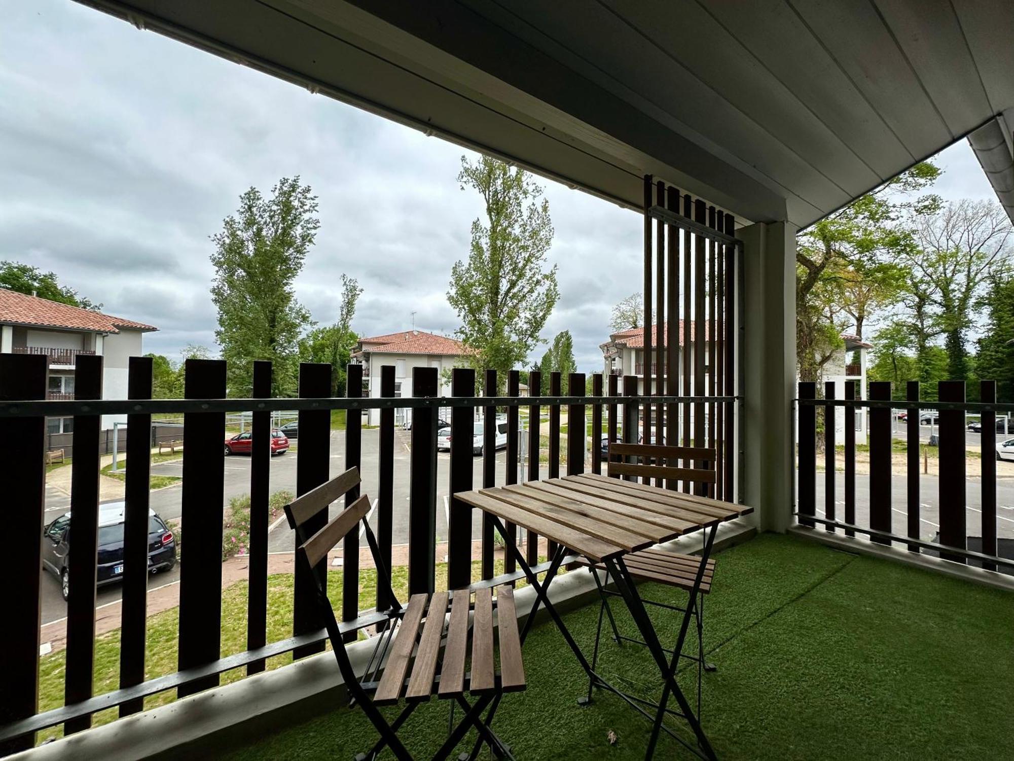 L'Emeraude - Proche Hopital - Parking - Clim - Fibre - Terrasse Мон дьо Марсан Екстериор снимка